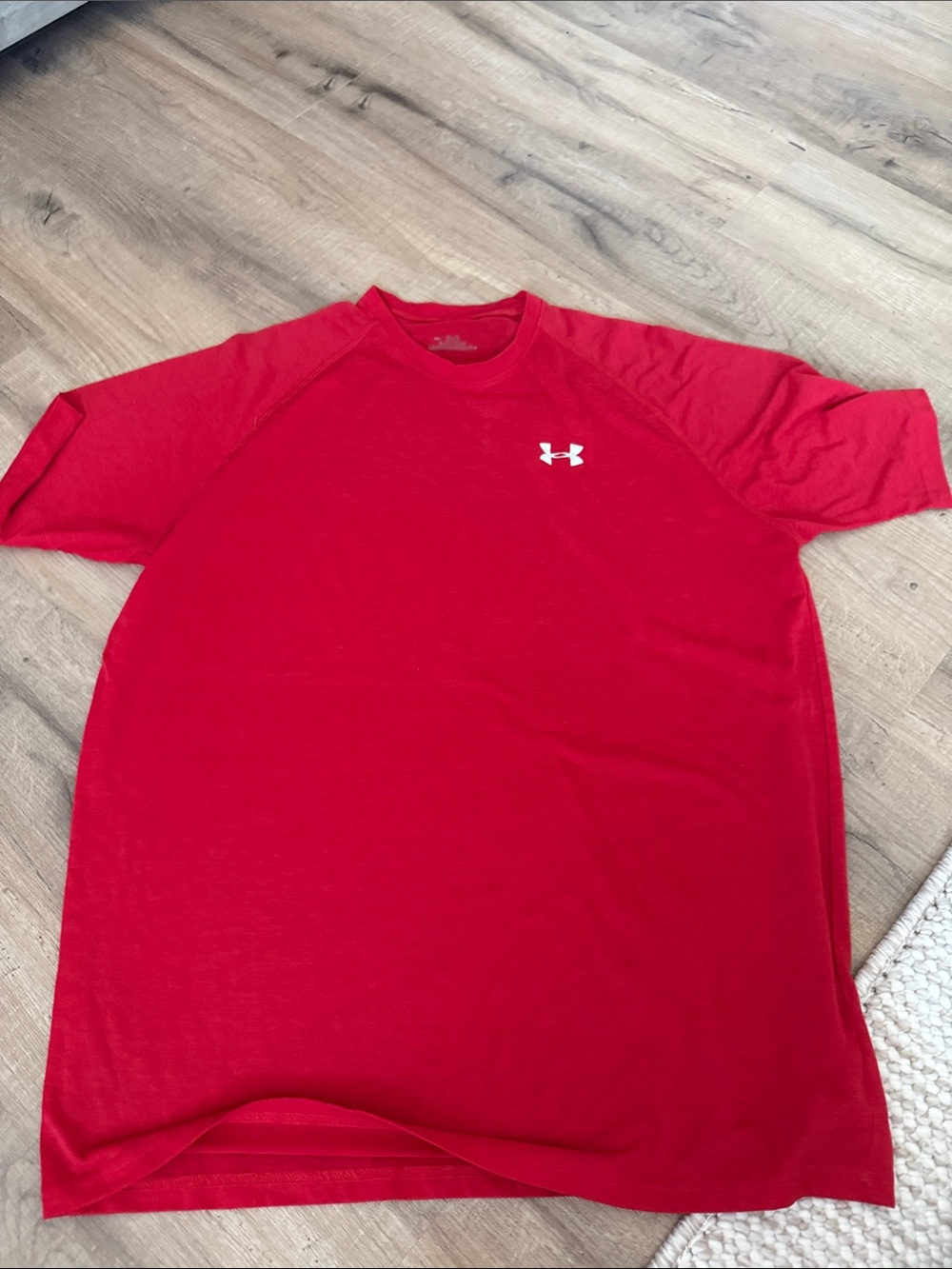 Under Armour Men’s Red Performance Short Sleeve Tee